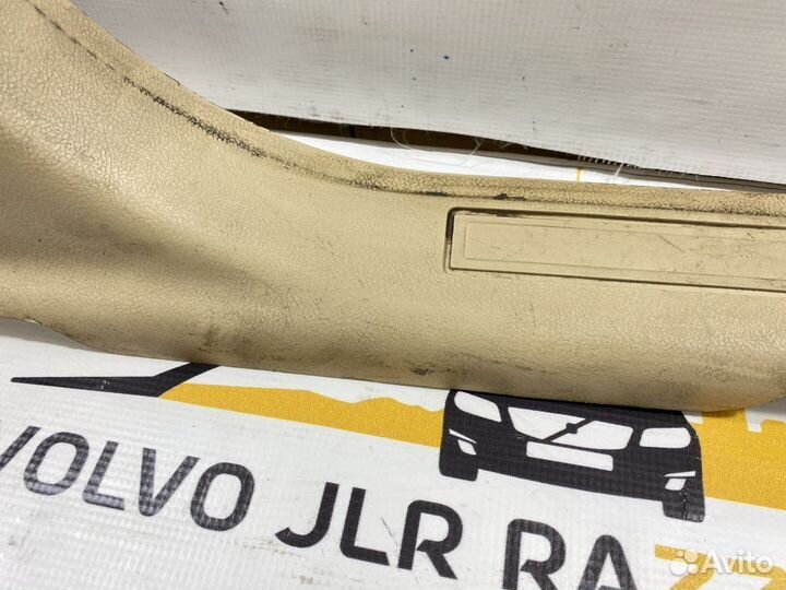 Накладка порога внутренняя левая LR Freelander 2