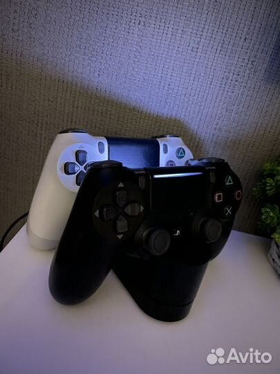 Sony playstation 4 PS4 pro 1tb