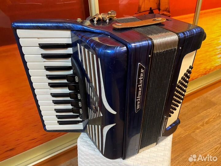 Детский(ученический) аккордеон weltmeister 1/2