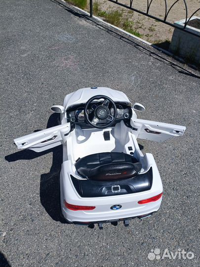 Детский электромобиль BMW