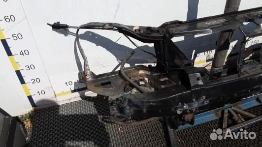 Передняя панель крепления облицовки (телевизор) me