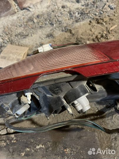 Фонарь задний правый x trail