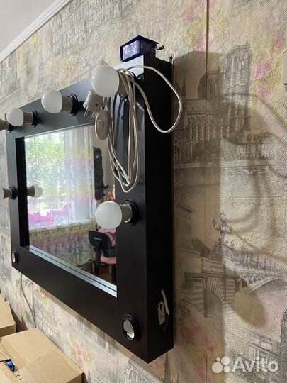 Зеркало гримерное