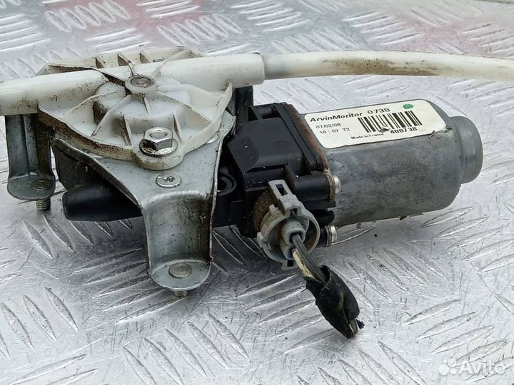 Стеклоподъемник электрический передний правый