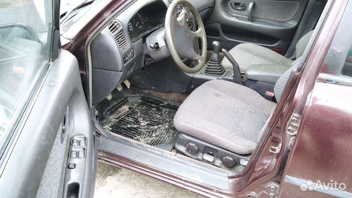 Разбор на запчасти Mitsubishi Galant 7 4G63