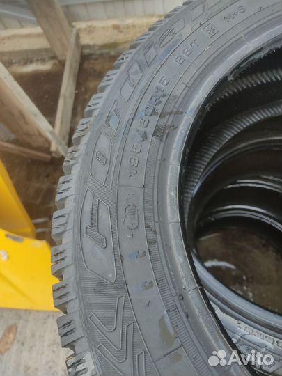 Bridgestone Blizzak DM-V1 195/65 R15