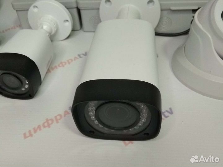 Видеонаблюдение 11 камер IP с микрофоном 4Мп