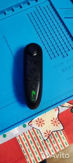 Очки виртуальной реальности для телефона с пультом