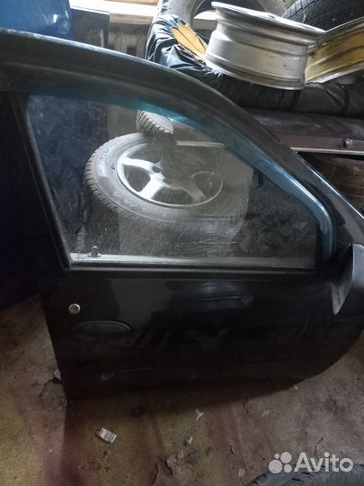 Дверь правая Рено Логан