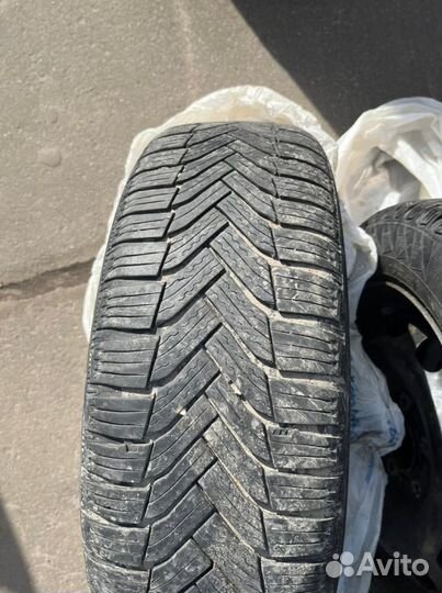 Шины с дисками r15 Michelen Alpin 6/ Pirelli