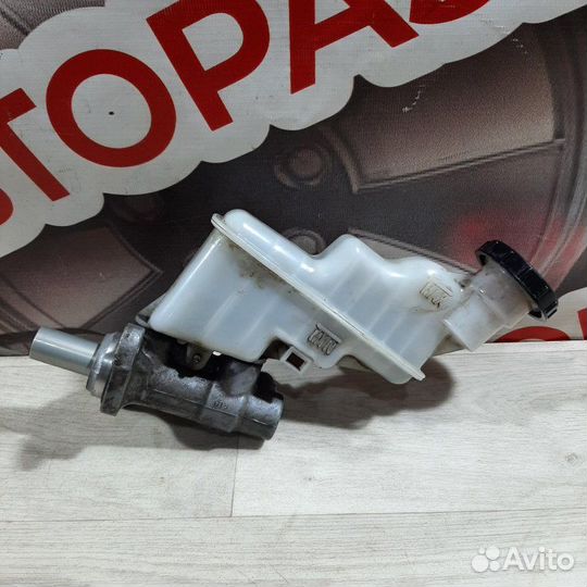 Главный тормозной цилиндр Kia Rio 3 седан 2015