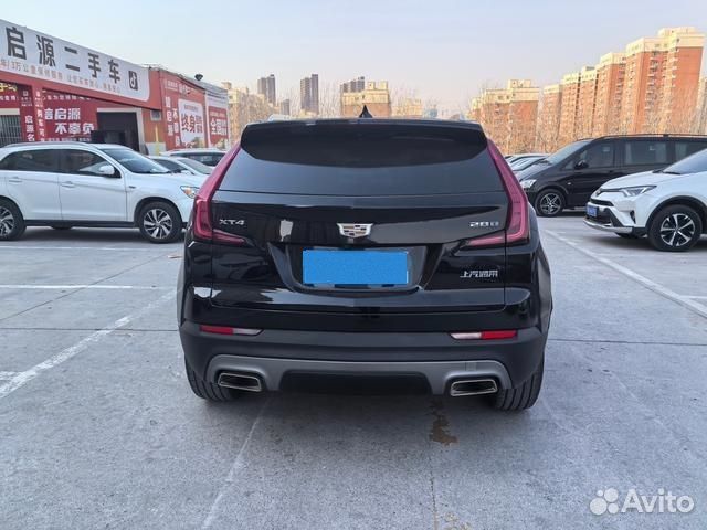 Cadillac XT4 2.0 AT, 2022, 10 000 км