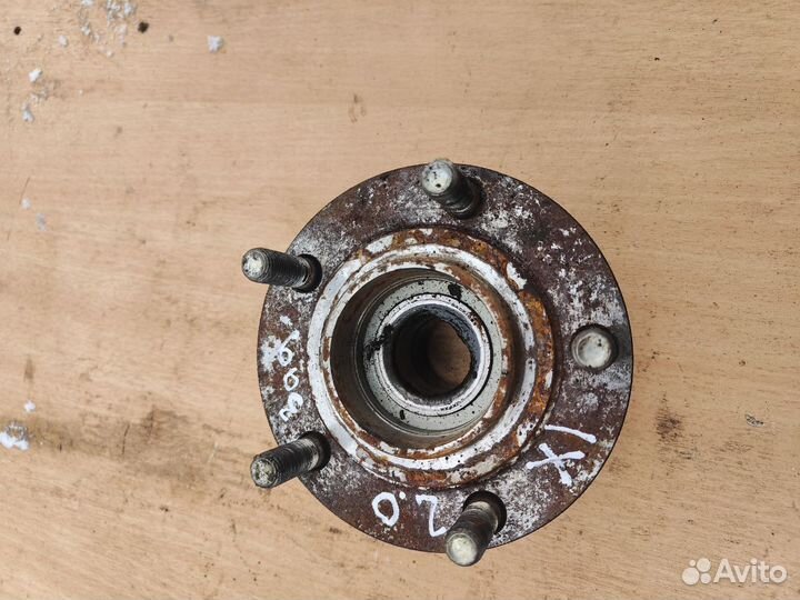 Задняя ступица Лансер 9 2,0 5 шпилек