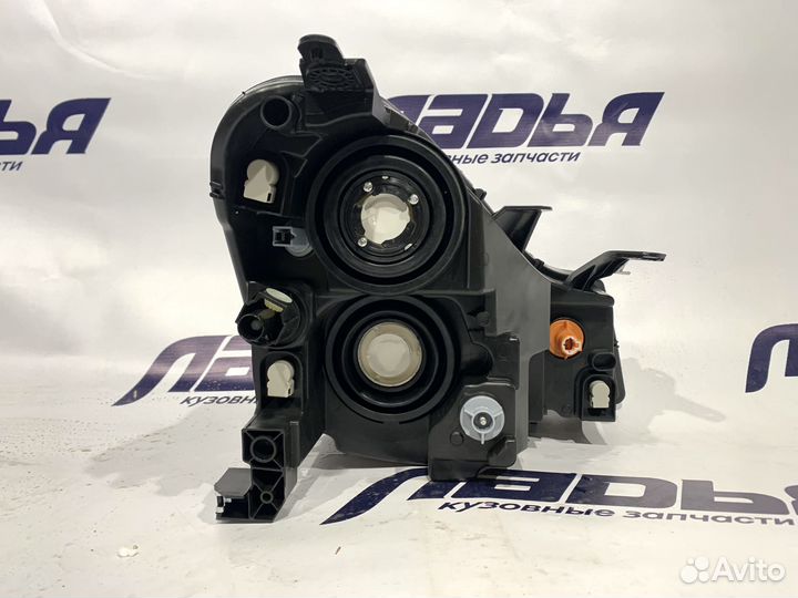 Фара Nissan Almera G15 (13) левая