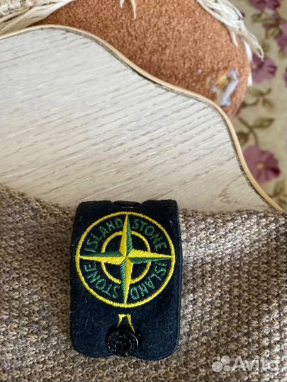 Продам свитер stone island оригинал