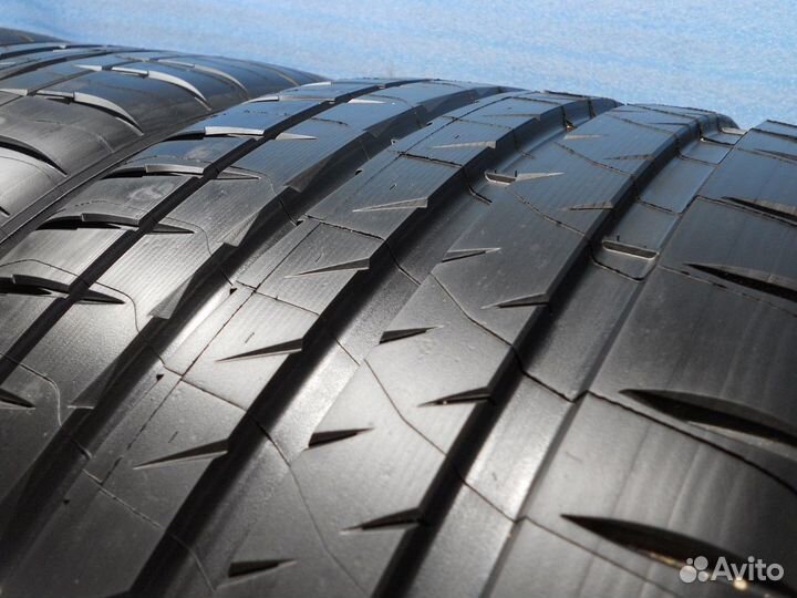 Michelin Pilot Sport 4 S 245/40 R19 98Y