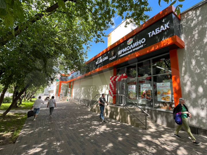 Торговая площадь на трафике, 100 м²