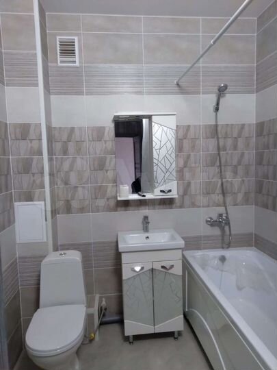 2-к. квартира, 56,8 м², 2/9 эт.