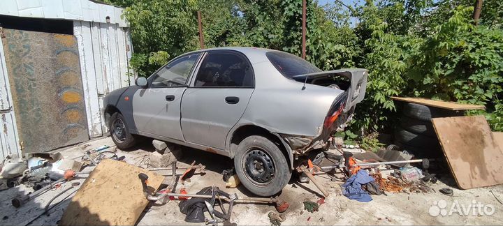 Chevrolet Lanos 1.5 МТ, 2008, битый, 272 839 км