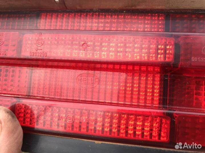 Фонарь левый hella