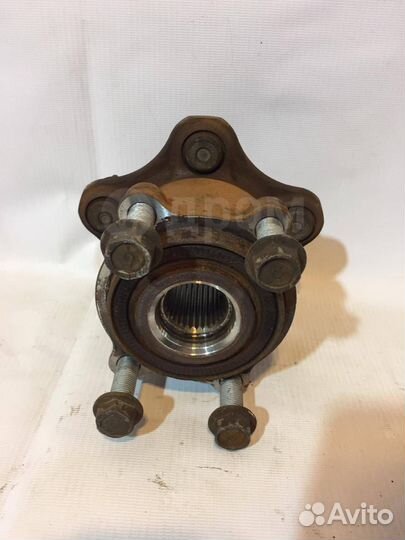 Ступица задняя левая правая на Infiniti Jx35 Qx60