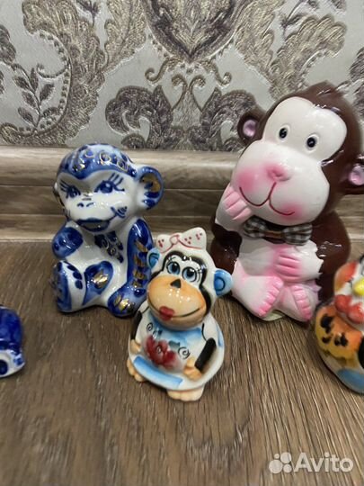 Статуэтки под гжель