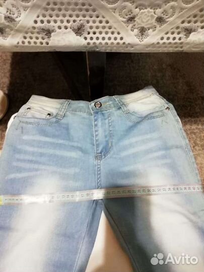 Джинсы новые