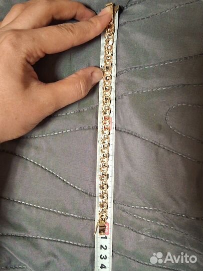 Золотой браслет