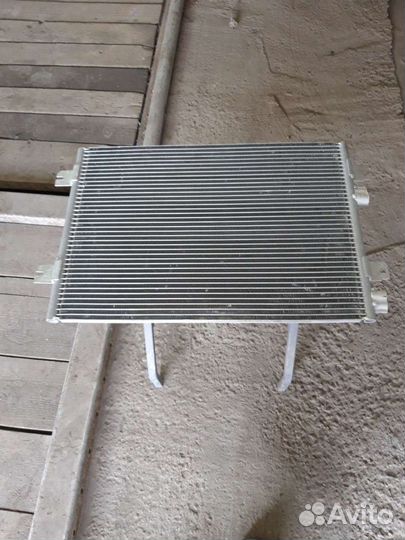 Радиатор кондиционера renault logan(новый)