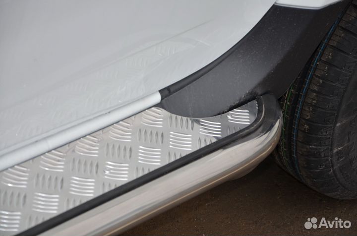 Пороги подножки нержавейка Renault Duster 2011г