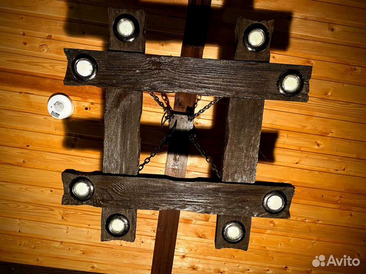 Люстра деревянная из дерева