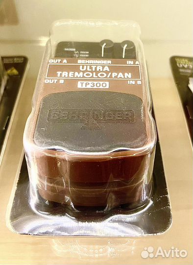 Гитарная педаль эффектов Behringer TP300