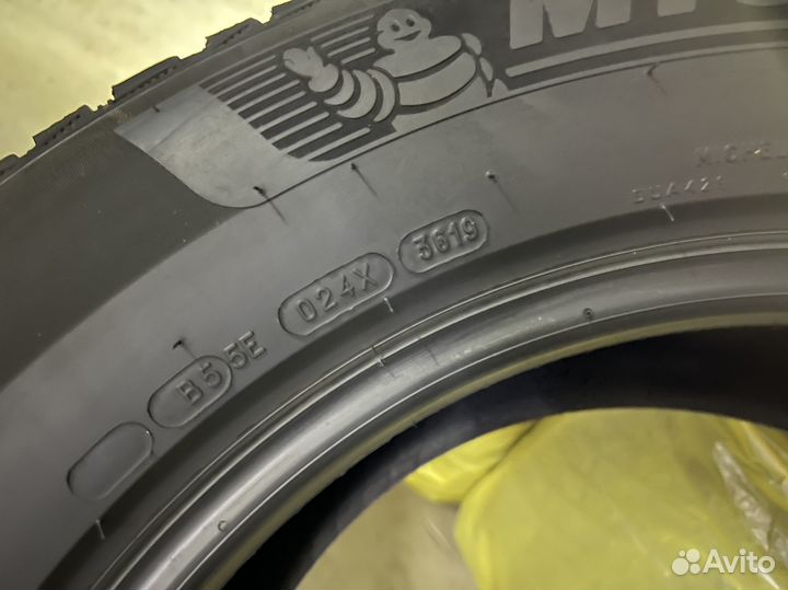 Michelin X-Ice North 4 SUV 265/60 R18 114T