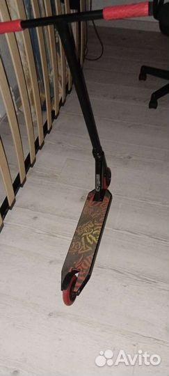 Трюковой самокат tech team