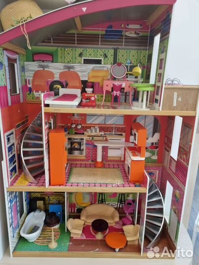 Домик кукольный