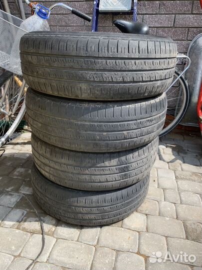 Kumho Sense KR26 215/65 R16