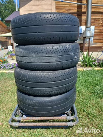 Michelin Power CL 215/60 R16