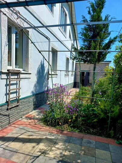 Дом 150 м² на участке 5 сот.