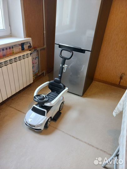 Детская машинка каталка