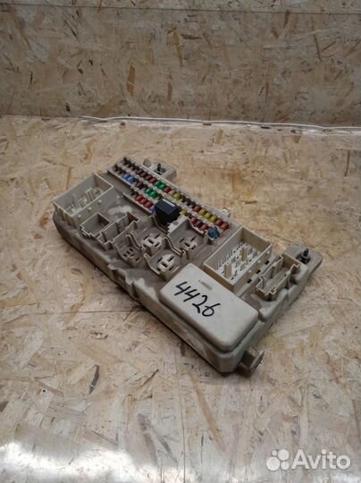 Блок предохранителей Mazda 3