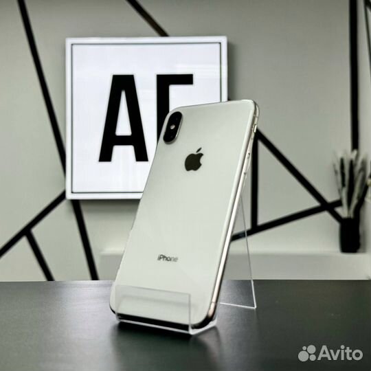 iPhone Xs, 256 ГБ