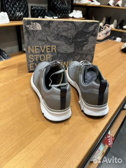 Кроссовки the north face