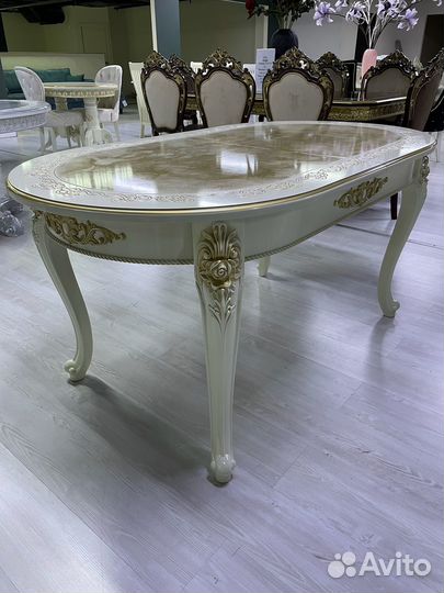 Кухонный стол Роза с мраморной столещницей