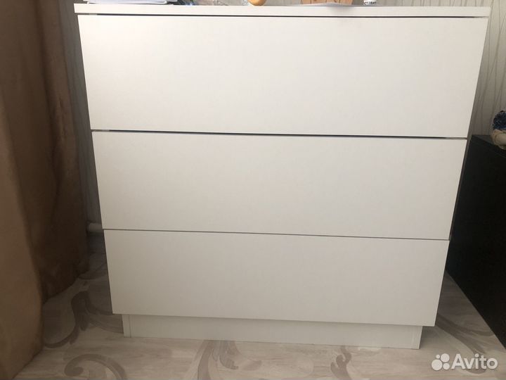 Комод белый