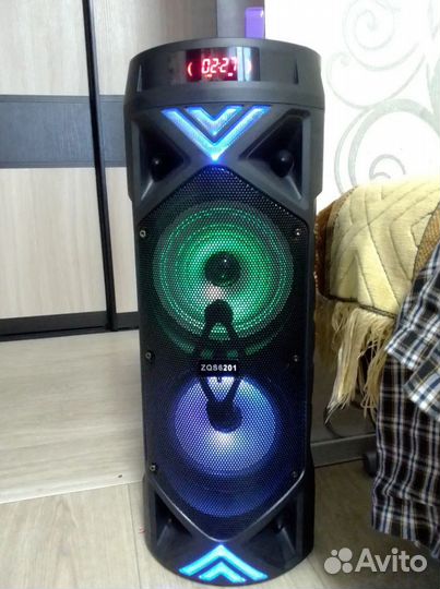 Колонка портативная большая на природу