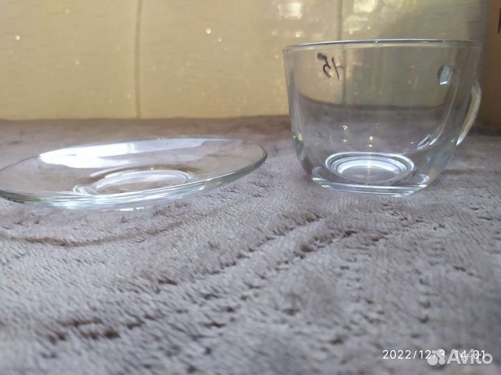 Чайные чашки с блюдцами