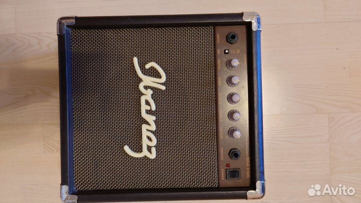 Гитарный комбоусилитель Ibanez
