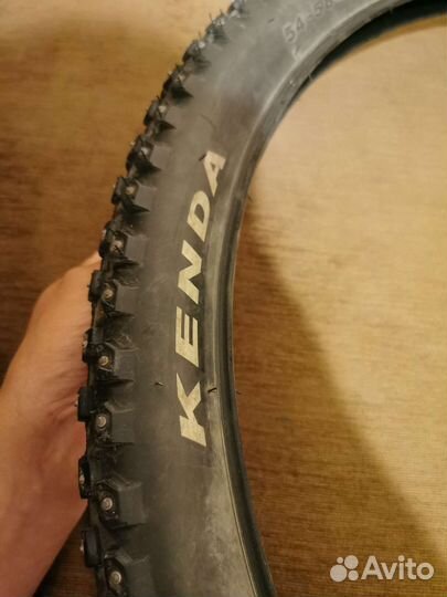 Покрышка для велосипеда,зимняя с шипами
