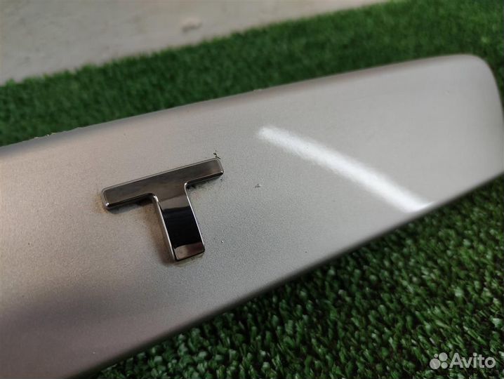 Накладка крышки багажника Peugeot 308 (4E) 2008