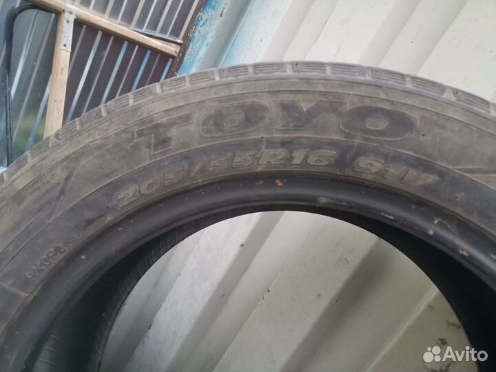 Шины резина летние 205 55 р16 toyo